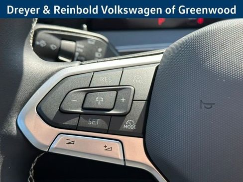 New 2026 Volkswagen Tiguan SE AWD/4WD image 12