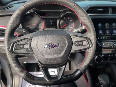 Used 2023 Chevrolet TrailBlazer RS w/ Convenience Package image 23