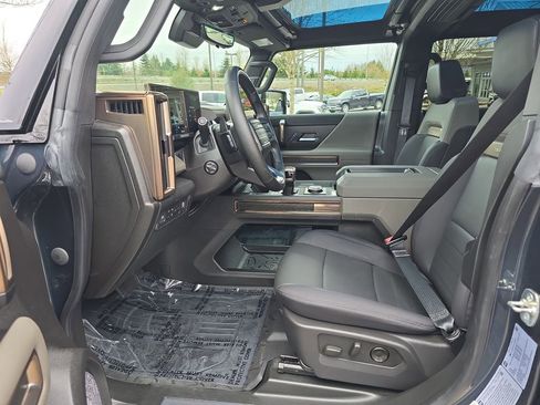 Certified 2025 GMC Hummer EV 3X image 26