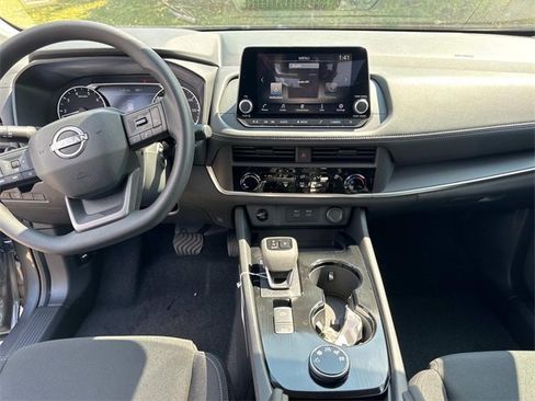 New 2026 Nissan Rogue S image 18