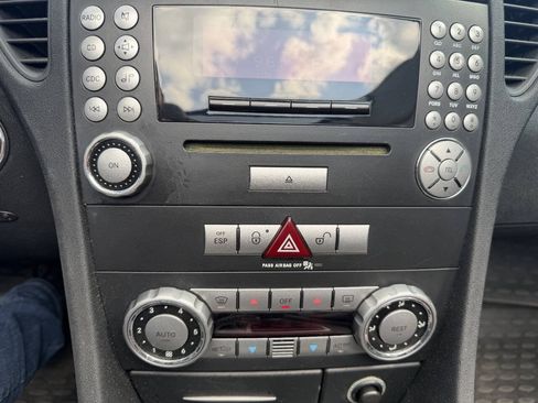 Used 2005 Mercedes-Benz SLK 350 image 24