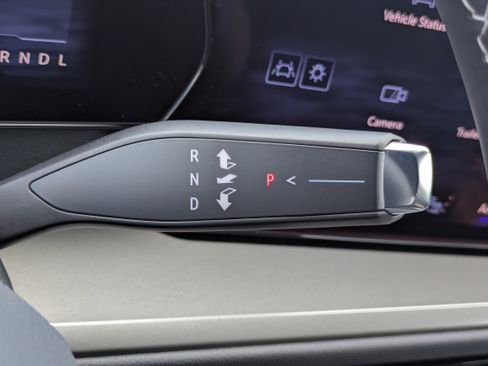 New 2026 Chevrolet Traverse LT w/ Driver Confidence Package AWD/4WD image 20