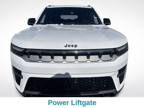 New 2026 Jeep Grand Wagoneer L 4WD image 9