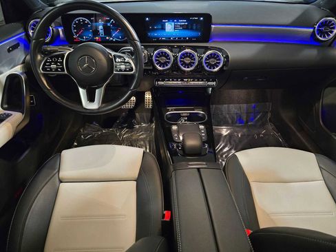 Used 2022 Mercedes-Benz A 220 4MATIC image 10