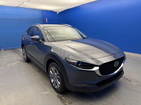 Used 2020 MAZDA CX-30 Premium Package image 2