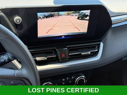 Used 2025 Chevrolet TrailBlazer LT FWD image 13