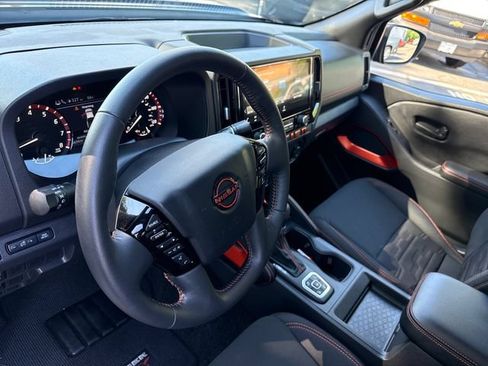 Used 2026 Nissan Frontier PRO-4X AWD/4WD image 15