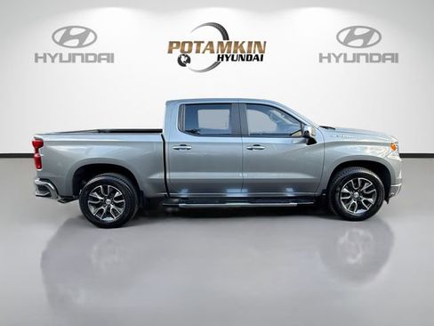 Used 2024 Chevrolet Silverado 1500 LT image 4