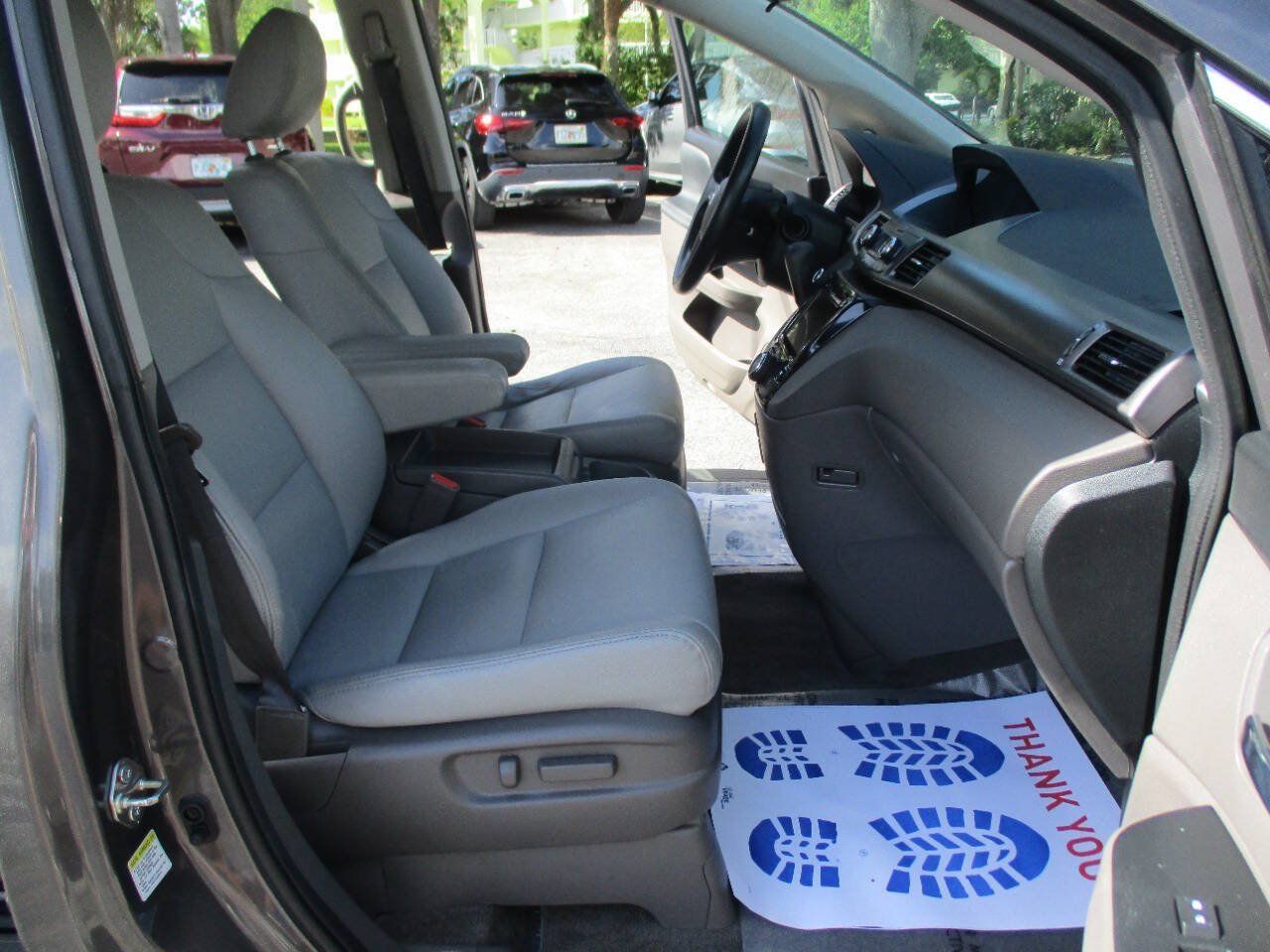 Used 2017 Honda Odyssey EX image 27