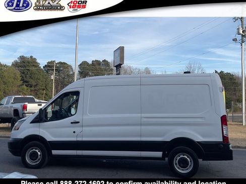 Used 2019 Ford Transit 250 148 Medium Roof image 4