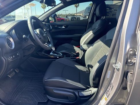 Used 2024 Kia Forte GT-Line w/ GT-Line Premium Package image 13