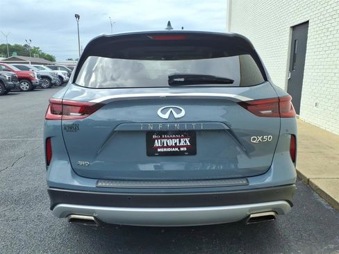 Used 2025 INFINITI QX50 Luxe w/ Accent Package AWD/4WD image 4