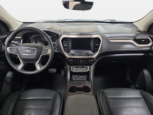 Used 2023 GMC Acadia Denali w/ Denali Technology Package AWD/4WD image 10