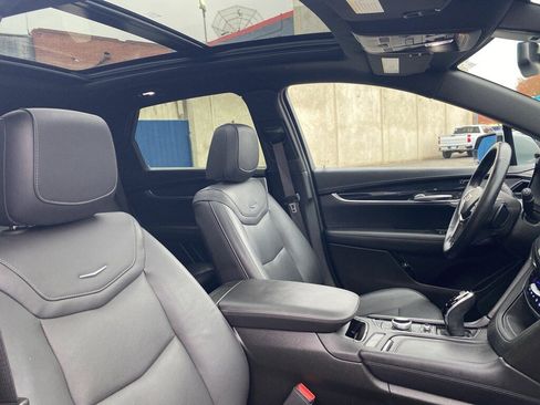 Used 2025 Cadillac XT5 Premium Luxury image 24