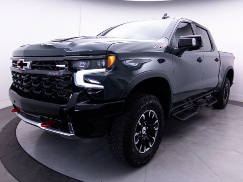 Used 2025 Chevrolet Silverado 1500 ZR2 w/ Technology Package AWD/4WD image 22