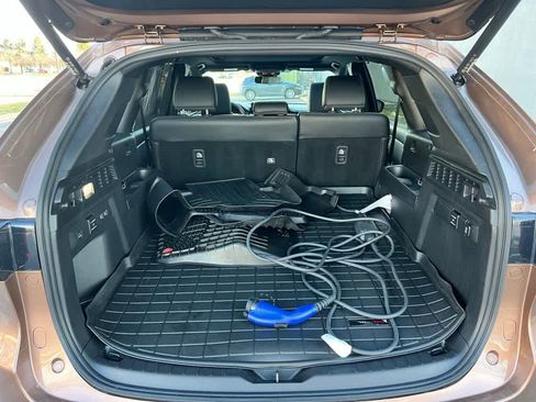 Certified 2025 MAZDA CX-70 Plug-In Hybrid w/ Premium Plus image 22