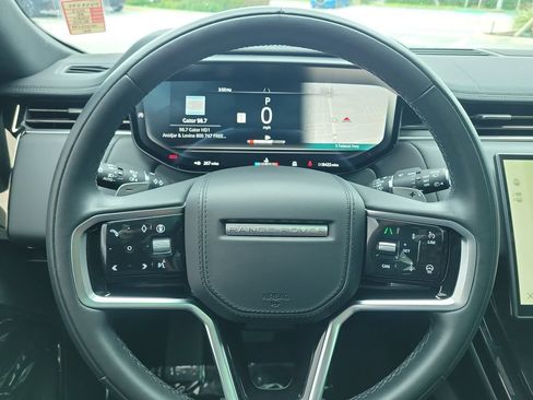 Certified 2025 Land Rover Range Rover Sport SE AWD/4WD image 29