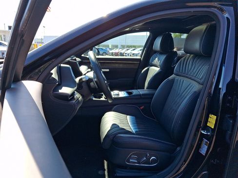 Used 2023 Genesis G90 3.5T AWD/4WD image 14