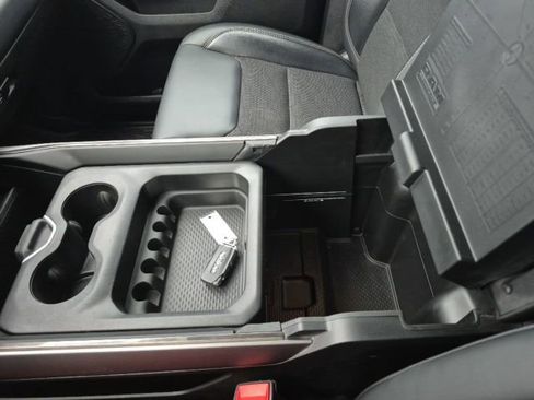 Used 2020 RAM 1500 Sport w/ Level 2 Equipment Group image 18