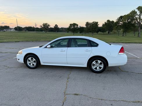Used 2013 Chevrolet Impala LS image 3