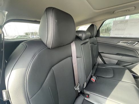 New 2026 Kia Sportage EX image 28