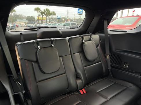 Used 2022 Ford Explorer ST-Line w/ Class IV Trailer Tow Package image 12