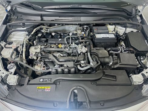 Used 2024 Toyota Corolla LE FWD image 32