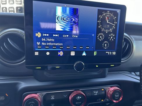 Used 2022 Jeep Wrangler Sport AWD/4WD image 22