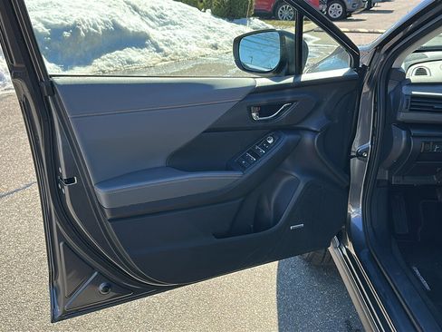 Certified 2025 Subaru Crosstrek 2.5i Limited image 8