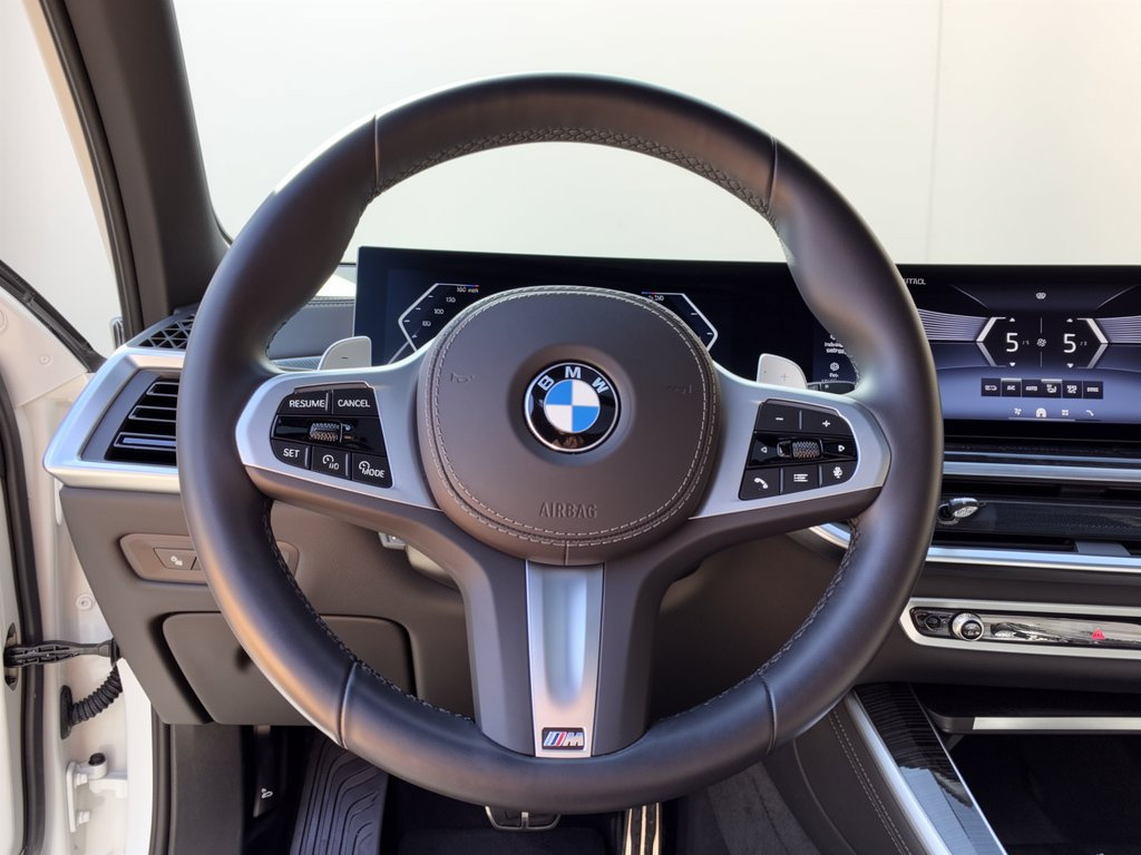 Used 2026 BMW X5 xDrive40i AWD/4WD image 10
