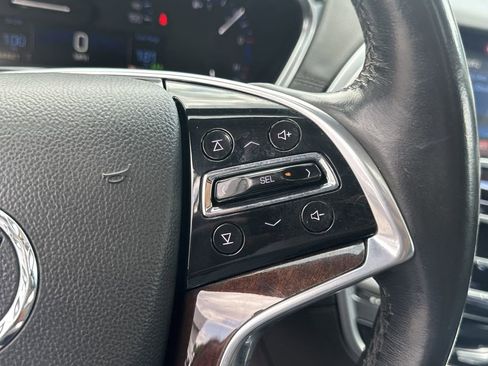 Used 2016 Cadillac SRX Luxury w/ Driver Awareness Package AWD/4WD image 26