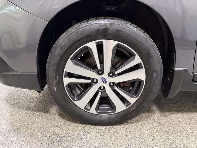 Used 2019 Subaru Outback 3.6R Limited AWD/4WD image 31