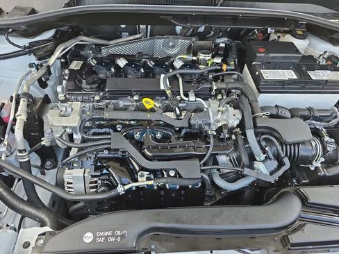 Used 2025 Toyota Corolla Cross L FWD image 30