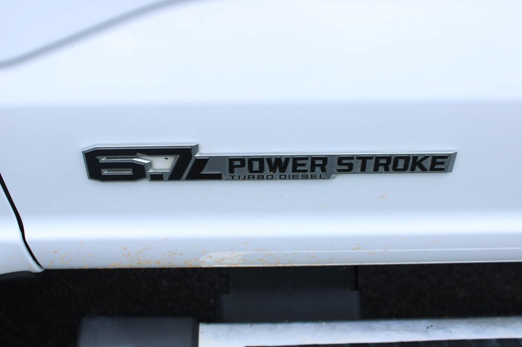 Used 2024 Ford F350 Lariat w/ Chrome Package AWD/4WD image 7