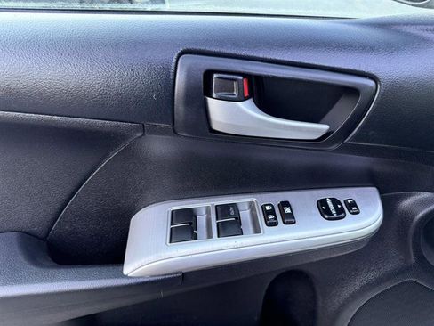Used 2012 Toyota Camry SE FWD image 26