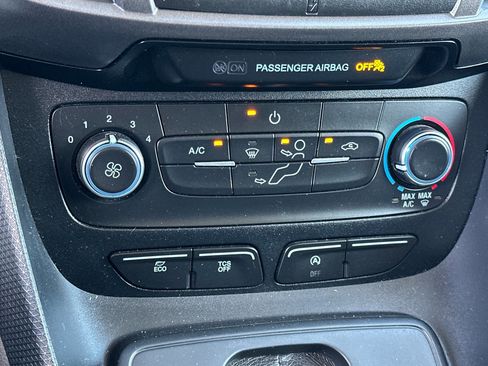 Used 2020 Ford Transit Connect XL FWD image 19