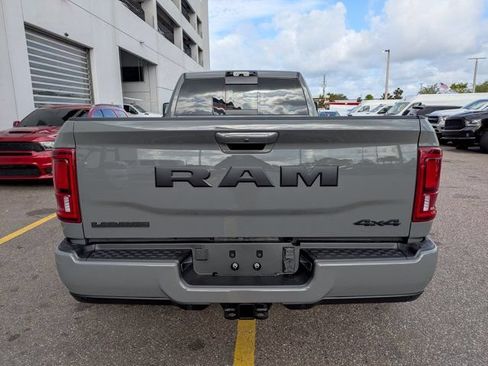New 2026 RAM 3500 Laramie AWD/4WD image 4
