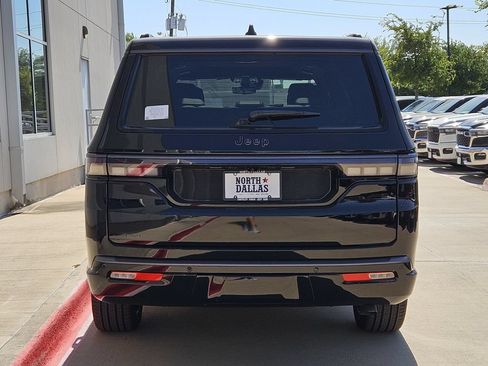 New 2026 Jeep Grand Wagoneer L Summit AWD/4WD image 4