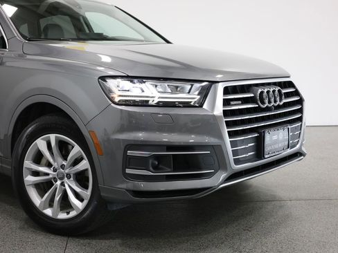 Used 2018 Audi Q7 3.0T Premium Plus w/ Premium Plus Package AWD/4WD image 3