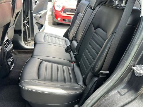 Used 2019 Ford Edge SEL w/ Equipment Group 201A FWD image 28