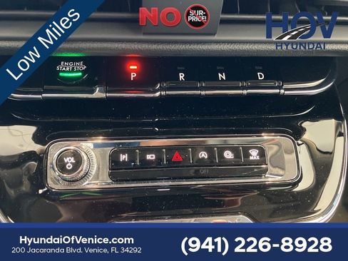 Used 2023 Lincoln Corsair Reserve w/ Equipment Group 201A AWD/4WD image 17