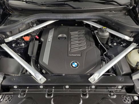 Used 2019 BMW X5 xDrive40i w/ Luxury Seating Package image 13