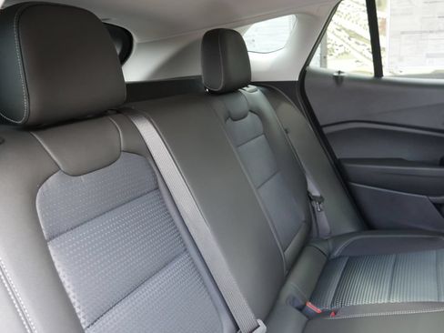 New 2026 Chevrolet Trax LT w/ Sunroof Package FWD image 14
