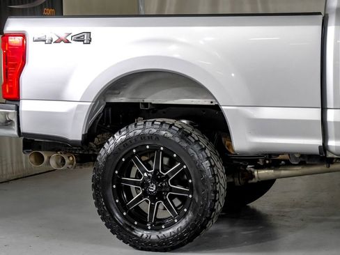 Used 2019 Ford F250 Lariat AWD/4WD image 9
