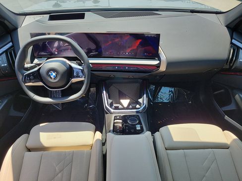 New 2025 BMW X3 xDrive30i w/ Premium Package AWD/4WD image 11