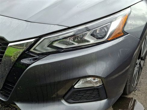 Used 2021 Nissan Altima 2.5 SV image 10