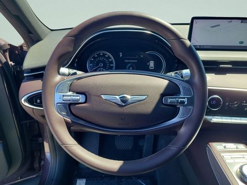 Used 2022 Genesis GV70 2.5T w/ Advanced Package image 23