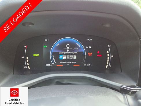 Used 2026 Toyota Camry SE FWD image 31