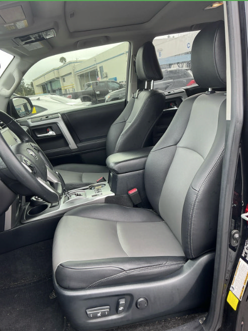 Used 2022 Toyota 4Runner SR5 Premium w/ Moonroof Package AWD/4WD image 6