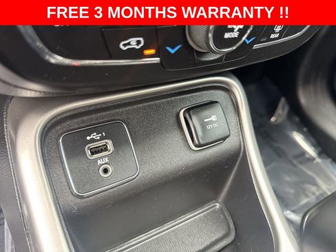 Used 2019 Jeep Compass Latitude w/ Popular Equipment Group FWD image 42